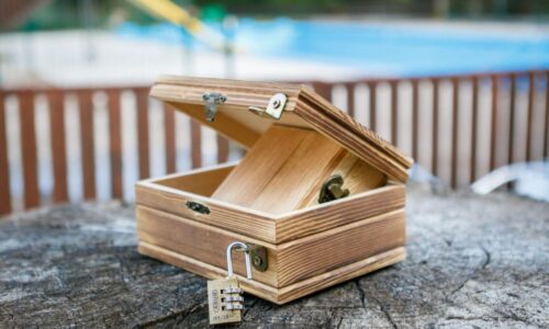 Escape Treasure Hunt: The Višnja Gora Swimming Pool Adventure