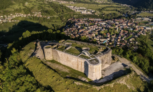 Kozliček na misiiji – igra pobega na Gradu Kozlov rob